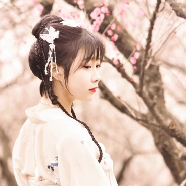 清新梅花仙子女生頭像，唯美古風(fēng)真人頭像