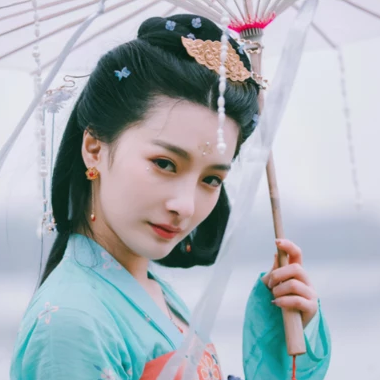 優(yōu)雅持傘女生頭像，唯美古風(fēng)真人頭像