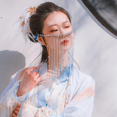 珠簾蒙面女生頭像，唯美古風真人頭像
