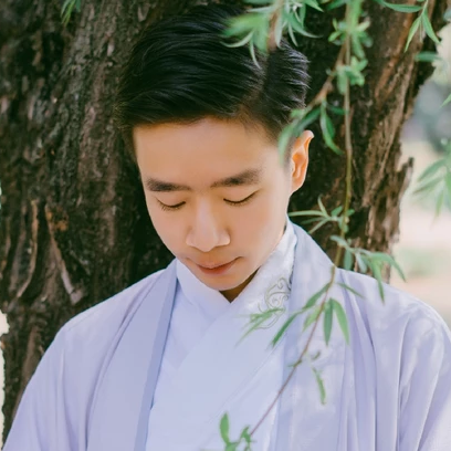 春暖花開男生頭像，唯美古風(fēng)真人頭像