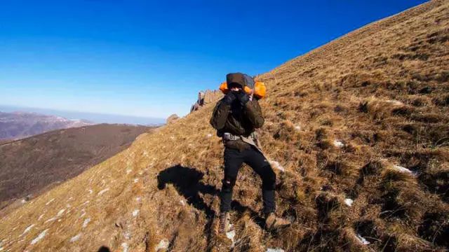 潿洲島·頤客潮宿，有一個(gè)夢(mèng)面朝大海春暖花開(kāi)
