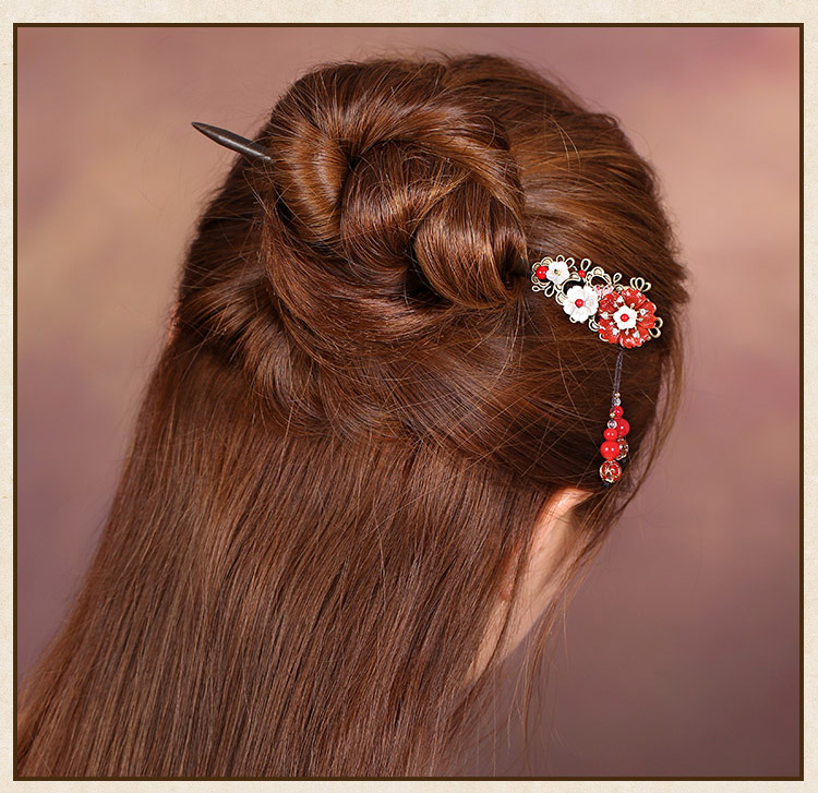 紅葉似火發(fā)簪簪子，青春活力步搖頭飾