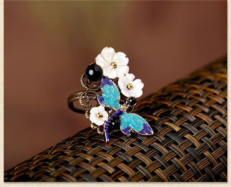 古典蜻蜓別致戒指，康橋藍灣戒指首飾