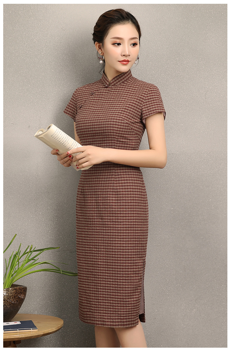 民國(guó)風(fēng)復(fù)古格子旗袍，改良棉麻短袖旗袍圖片