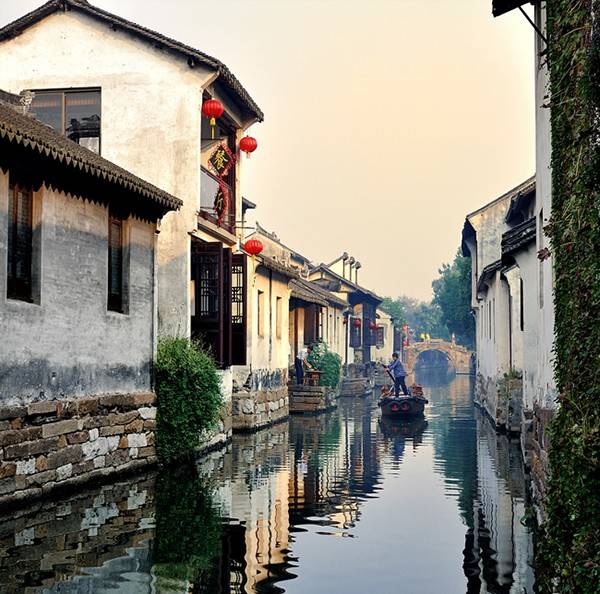 中國古鎮(zhèn)：淺析32個(gè)中國最美古鎮(zhèn)！