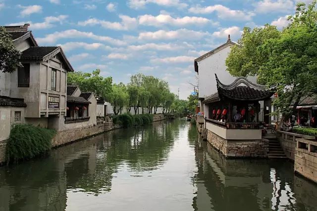 中國古鎮(zhèn)：淺析32個(gè)中國最美古鎮(zhèn)！
