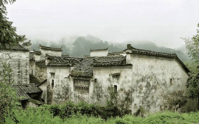 中國古鎮(zhèn)：淺析32個(gè)中國最美古鎮(zhèn)！