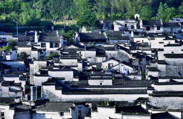 中國古鎮(zhèn)：淺析32個(gè)中國最美古鎮(zhèn)！