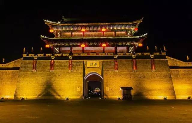 中國古鎮(zhèn)：淺析32個(gè)中國最美古鎮(zhèn)！