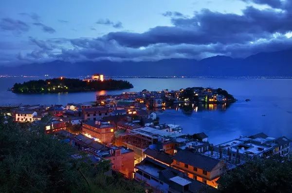 中國古鎮(zhèn)：淺析32個(gè)中國最美古鎮(zhèn)！