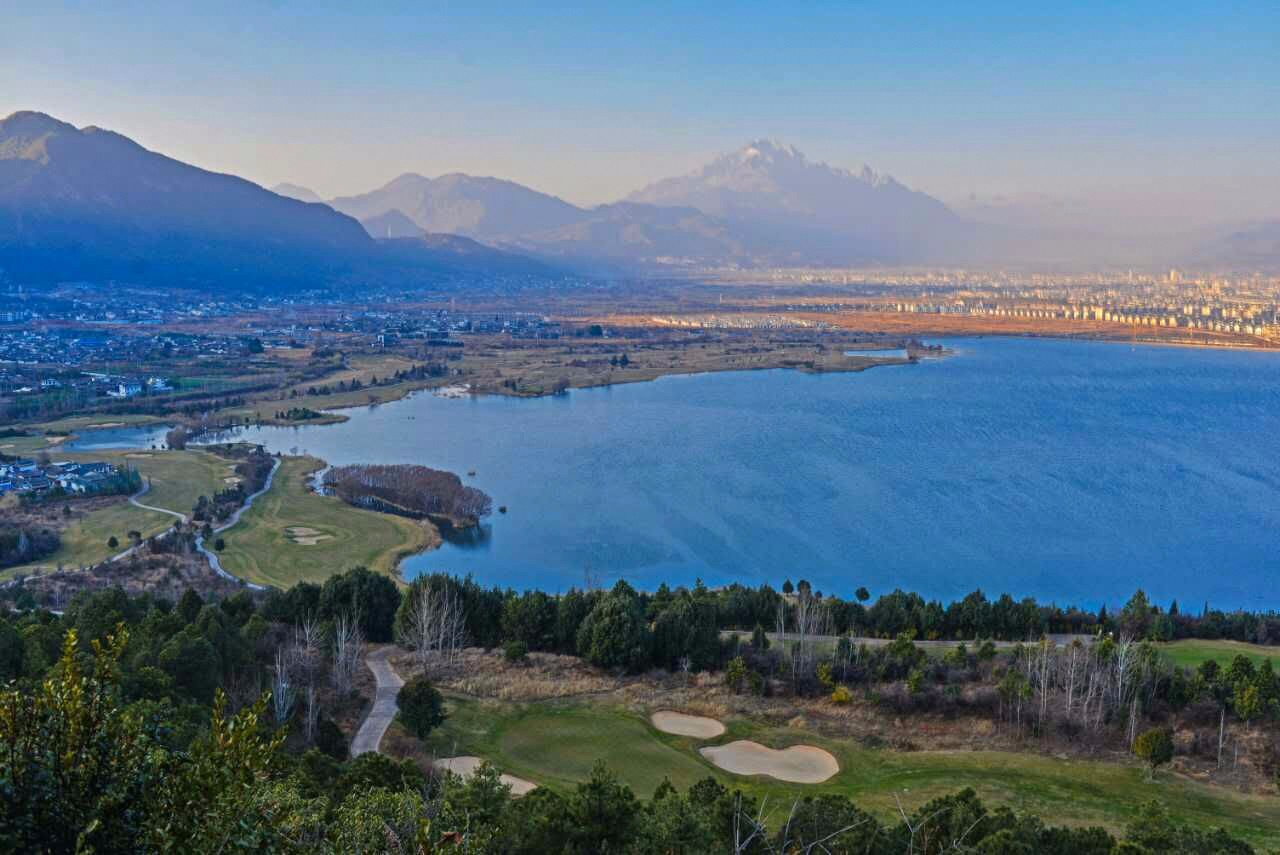 麗江·靈凈山舍，一花一木一世界！