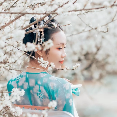 清新梨花芬芳女生頭像，唯美古風(fēng)真人頭像