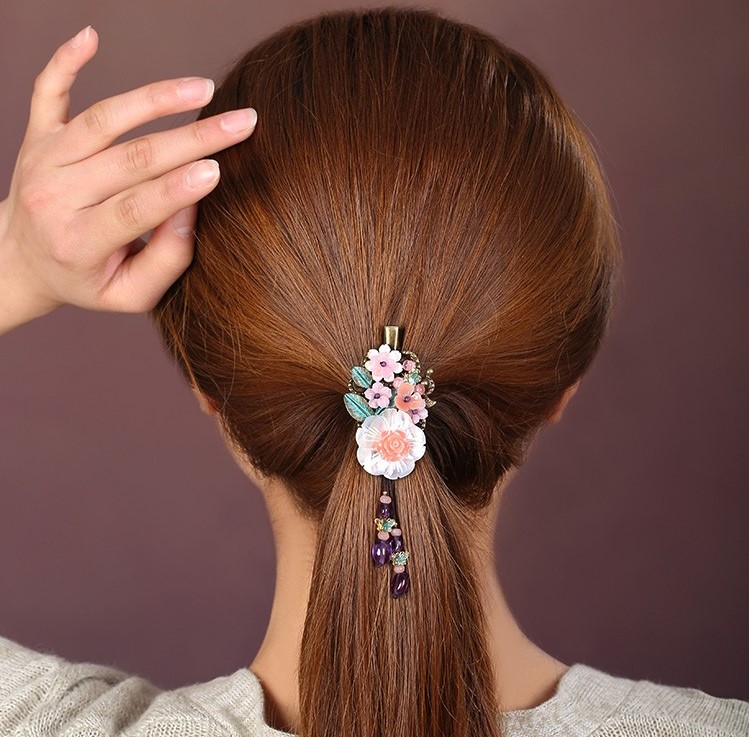 復(fù)古亦蝶花發(fā)夾夾，小清新氣質(zhì)淑女頭飾