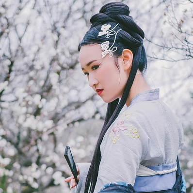 嬌艷花朵女生頭像，唯美古風(fēng)真人頭像