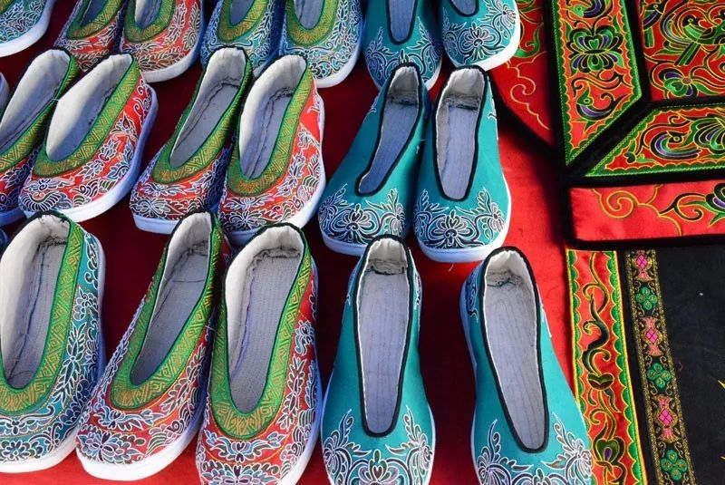 淺析中國刺繡，家佳樂文學(xué)的刺繡究竟有多美?