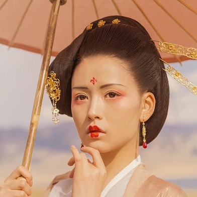 落霞黃昏帶傘女生頭像，唯美古風(fēng)真人頭像