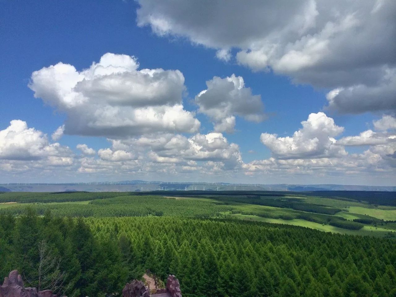 承德·衍居院上野奢度假，策馬奔騰活得瀟瀟灑灑