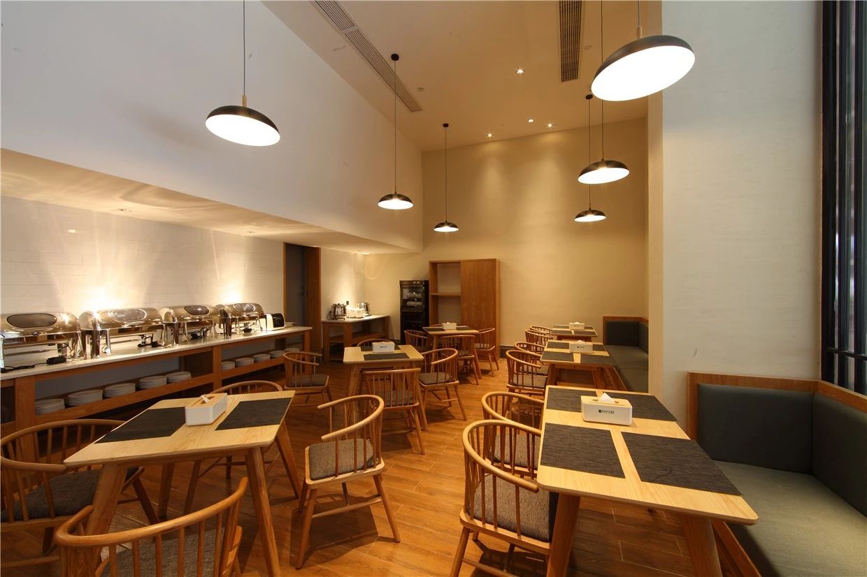 杭州·索特來(lái)文藝酒店，面臨選擇應(yīng)勇往直前