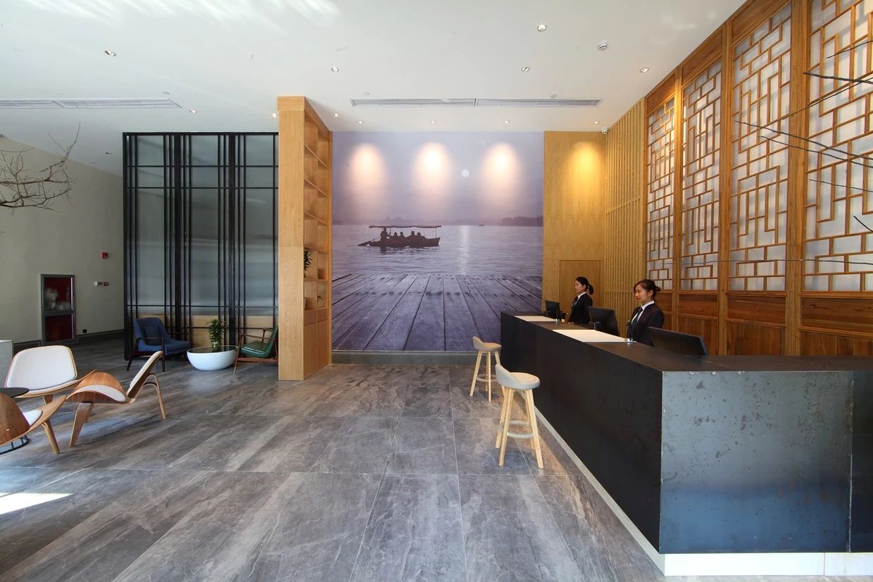 杭州·索特來文藝酒店，面臨選擇應(yīng)勇往直前