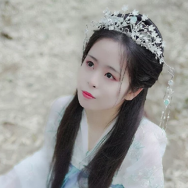 詩意琴女女生頭像，唯美古風(fēng)真人頭像