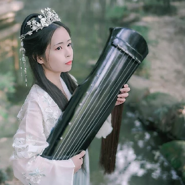 詩意琴女女生頭像，唯美古風(fēng)真人頭像