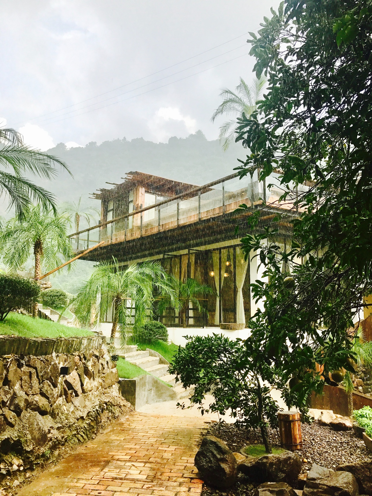 青田坐忘閣·藏書閣民宿，找回初心尋找回家的路