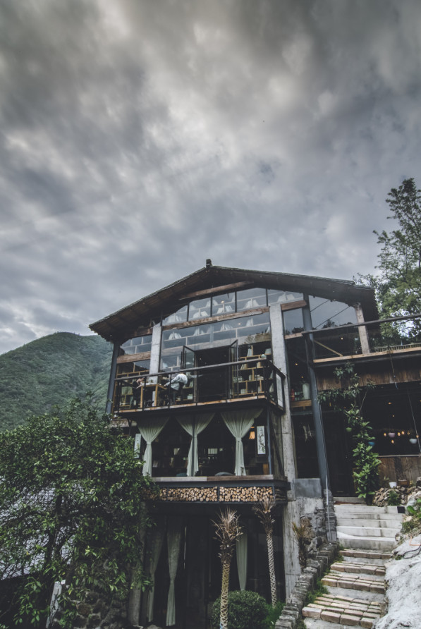 青田坐忘閣·藏書閣民宿，找回初心尋找回家的路