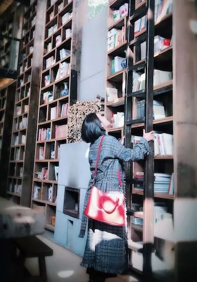 青田坐忘閣·藏書閣民宿，找回初心尋找回家的路