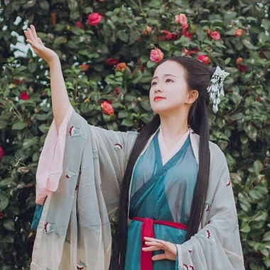 夢花期小清新女生頭像，唯美古風真人頭像