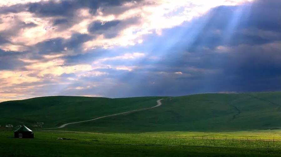 如詩(shī)如畫的草原意境，唯美風(fēng)景圖片！