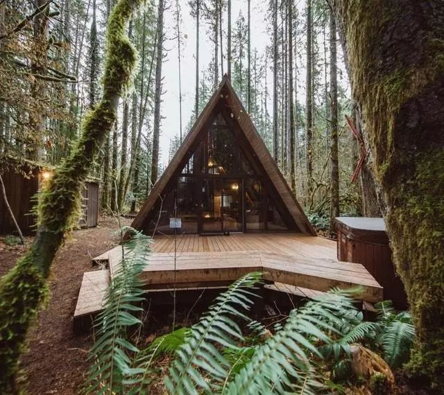 光和云朵·雪寶頂，喂馬劈柴看盡四季繁華