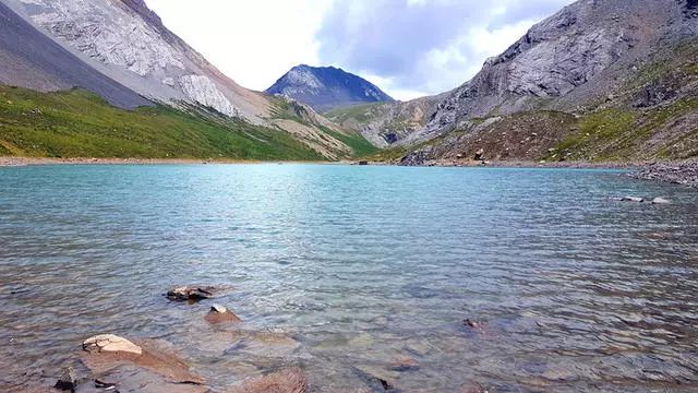 光和云朵·雪寶頂，喂馬劈柴看盡四季繁華