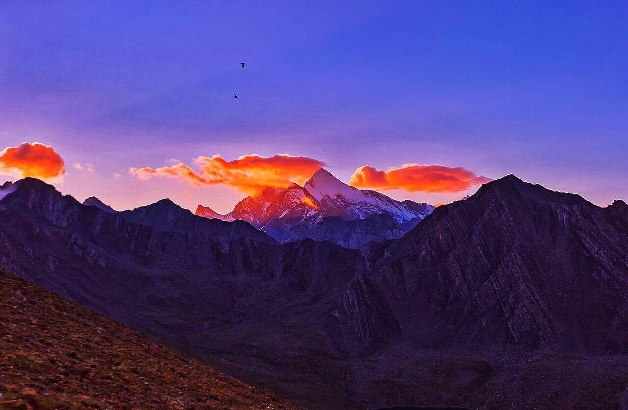 光和云朵·雪寶頂，喂馬劈柴看盡四季繁華