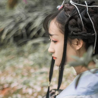 清新粉花女生頭像，唯美古風(fēng)真人頭像