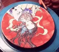 自帶仙氣的手繪插畫，古典與現(xiàn)代的巧妙結(jié)合