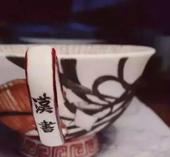 自帶仙氣的手繪插畫，古典與現(xiàn)代的巧妙結(jié)合