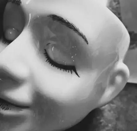 自帶仙氣的手繪插畫，古典與現(xiàn)代的巧妙結(jié)合