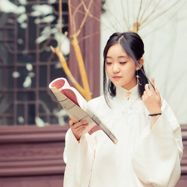 清新文藝淡雅女生頭像，唯美古風真人頭像