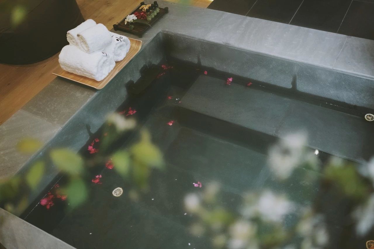 成都·坐忘森林，一宿一悟在火鍋之城住森林里