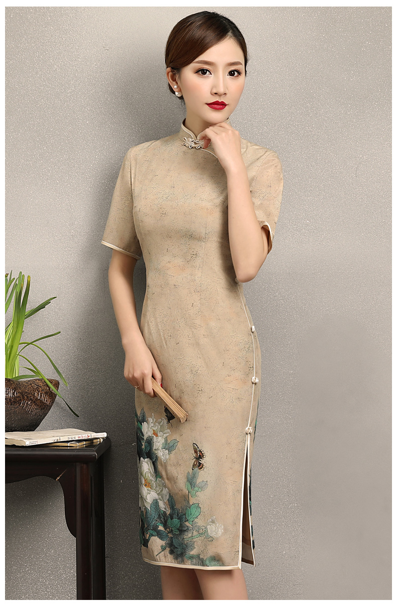 復(fù)古韻味旗袍，牡丹蝶香旗袍裙
