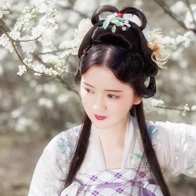 玉山清帶傘女生頭像，唯美古風(fēng)真人頭像