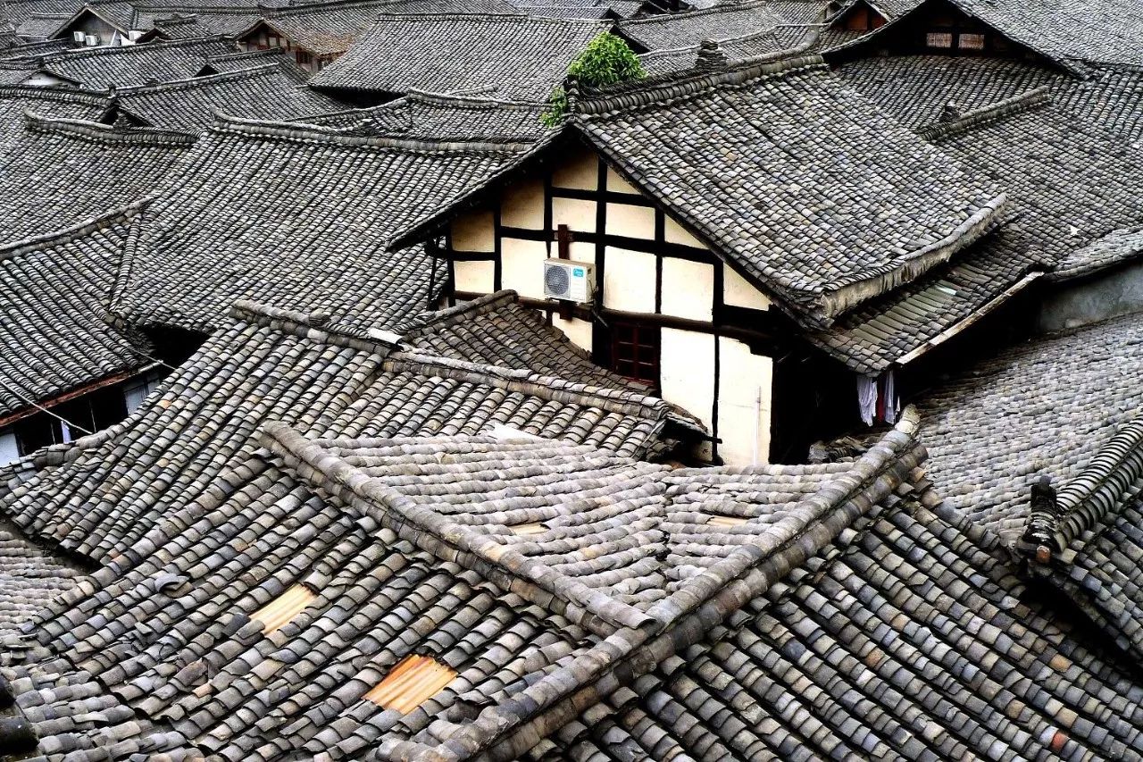 中國最適合私奔的10個(gè)古鎮(zhèn)：春暖花開旅途美麗！