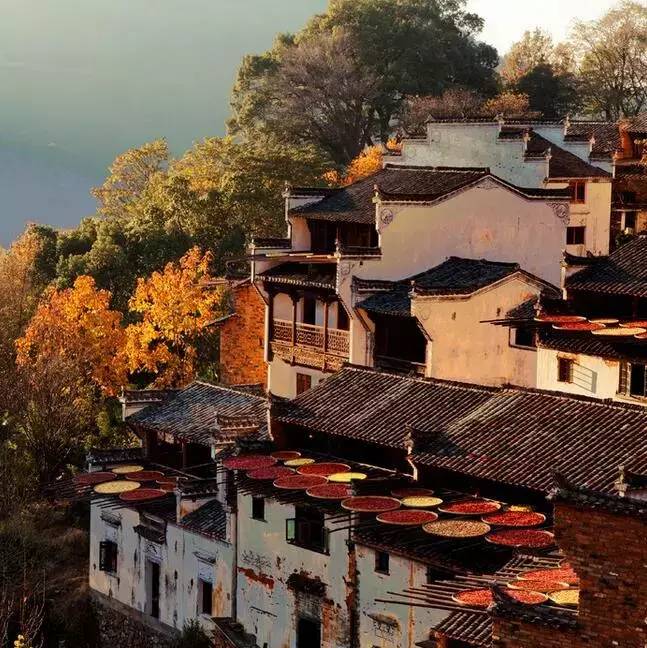 中國最適合私奔的10個(gè)古鎮(zhèn)：春暖花開旅途美麗！