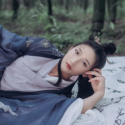 禪意喝酒女生頭像，唯美古風(fēng)真人頭像