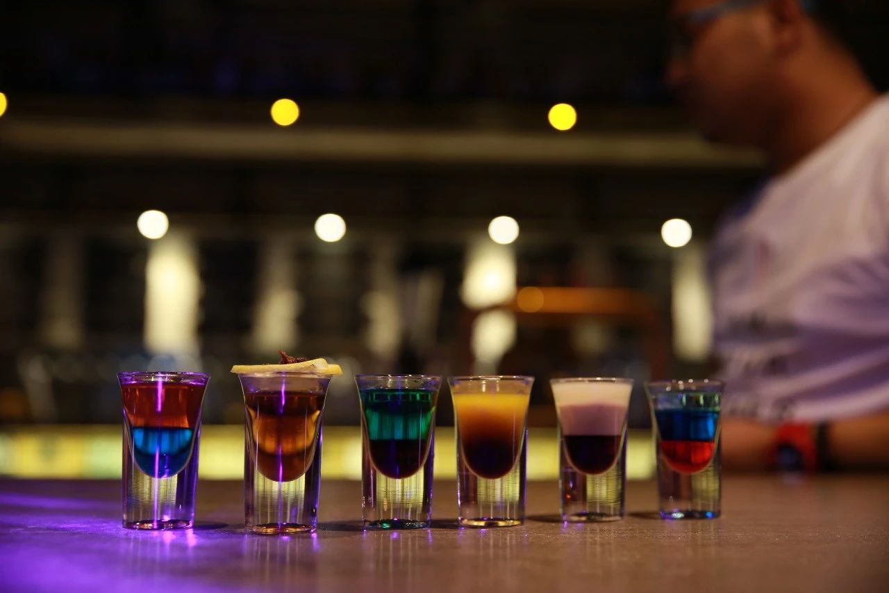 銀川·印象熙岸，經(jīng)典徽派造型巧妙的融合在古鎮(zhèn)