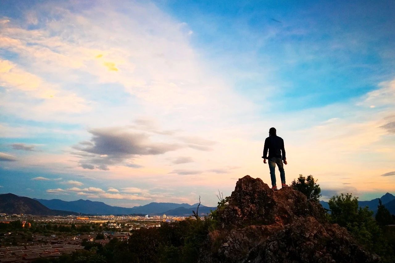 麗江·浮云社，將一切凡塵俗世都看作浮云