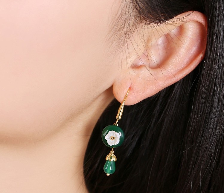 復(fù)古小花朵綠瑪瑙耳環(huán)，古風(fēng)文藝復(fù)古首飾