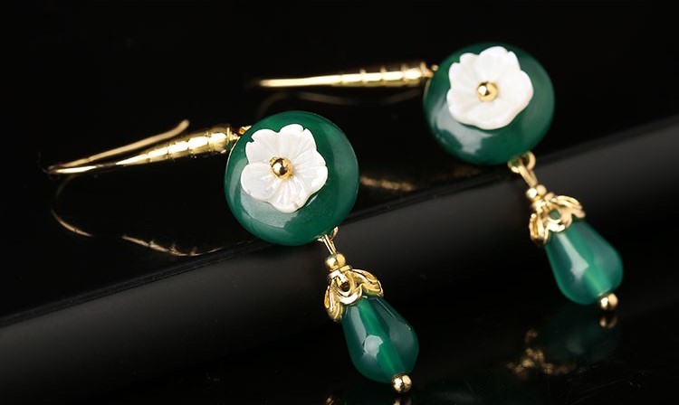 復(fù)古小花朵綠瑪瑙耳環(huán)，古風(fēng)文藝復(fù)古首飾