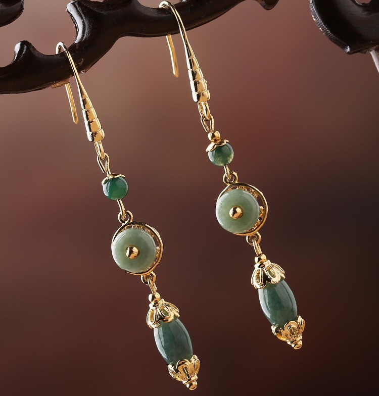 氣質(zhì)翡翠吊墜耳環(huán)，古風古典首飾