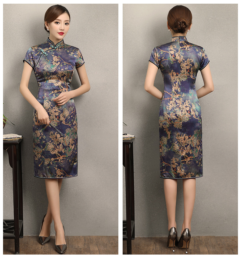 蒼翠復(fù)古修身旗袍，典雅印花旗袍裙